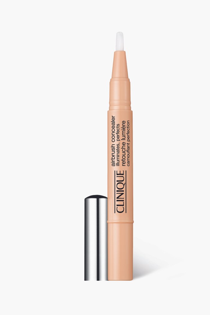 

Medium Caramel Airbrush Concealer™, Colourless