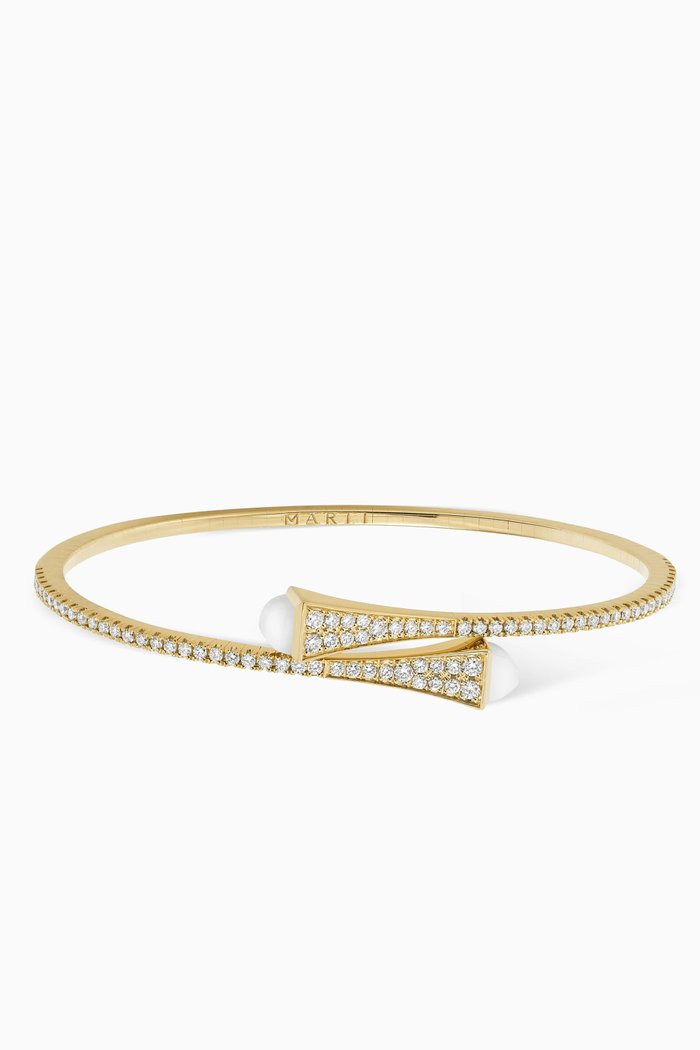 

Cleo Diamond Slim Slip-on Bracelet with White Agate in 18kt Yellow Gold