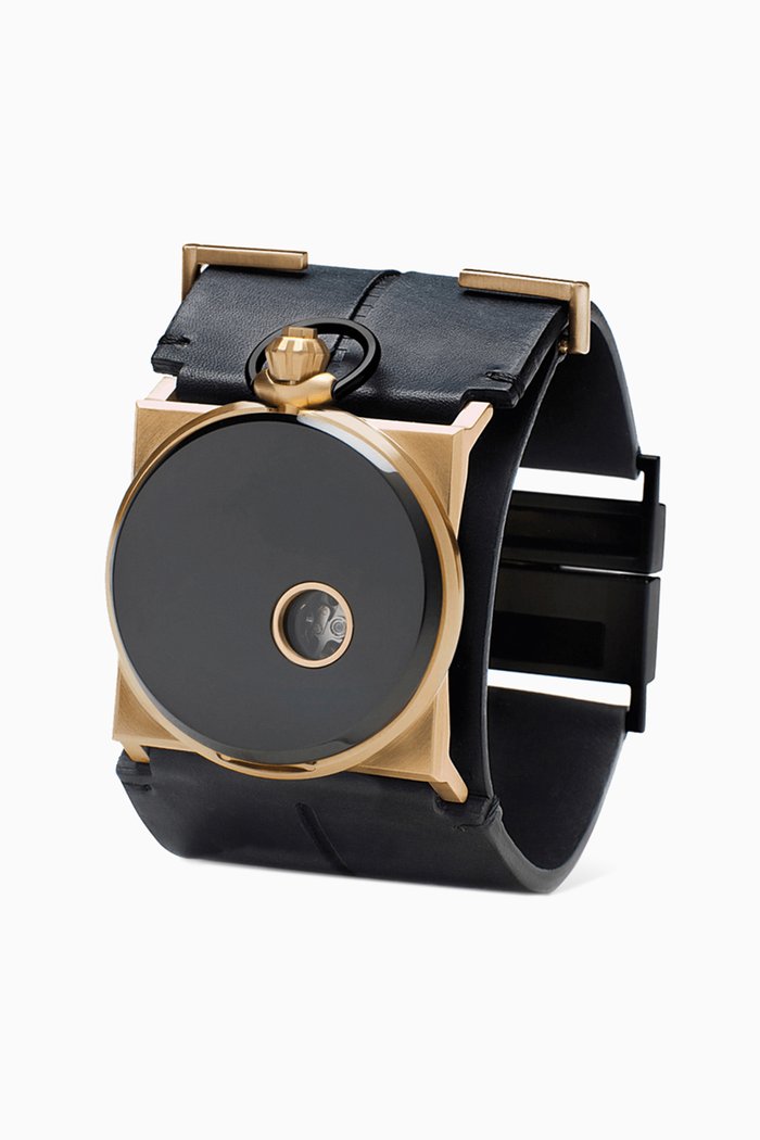 

R100 Gold Watch