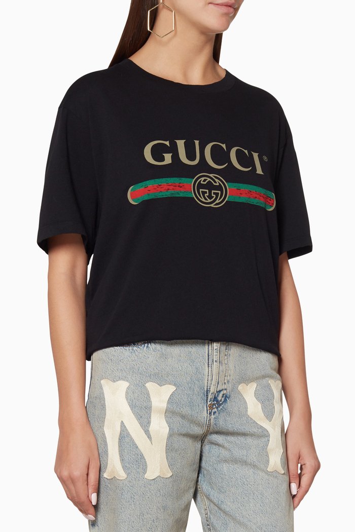 

Distressed-Neckline Worn Vintage-Effect Logo T-Shirt, Black