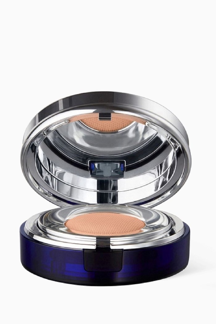 

Almond Beige Skin Caviar Essence-In-Foundation, 30ml, Colourless