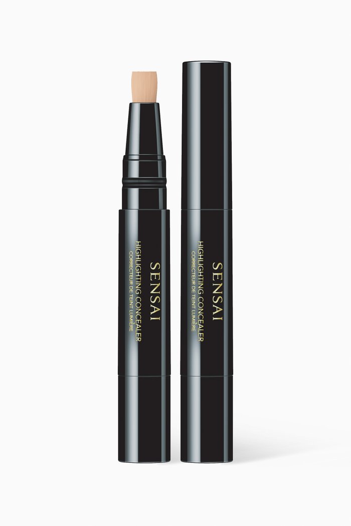

HC02 Luminous Sand Highlighting Concealer, 3.5ml, Undefined