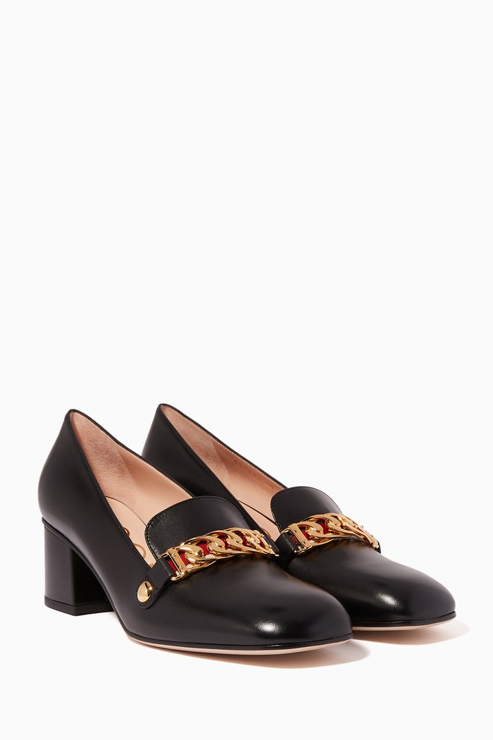 

Black Sylvie Chain Leather Pumps