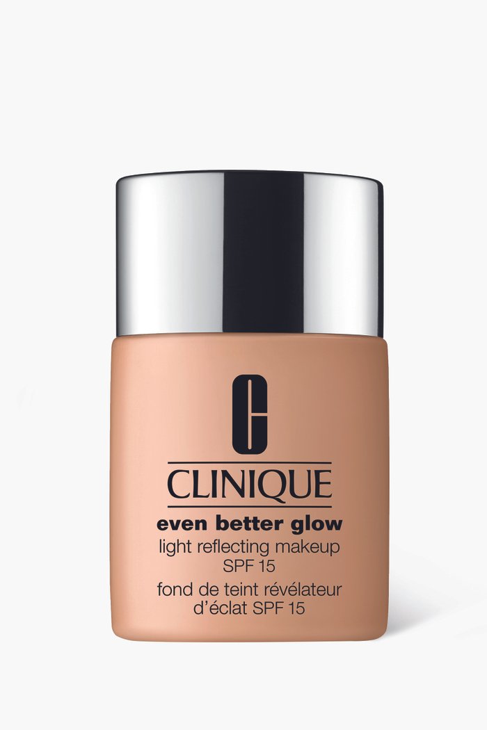 

CN 70 Vanilla Even Better Glow™ Light Reflecting Makeup SPF 15, 30ml, Colourless