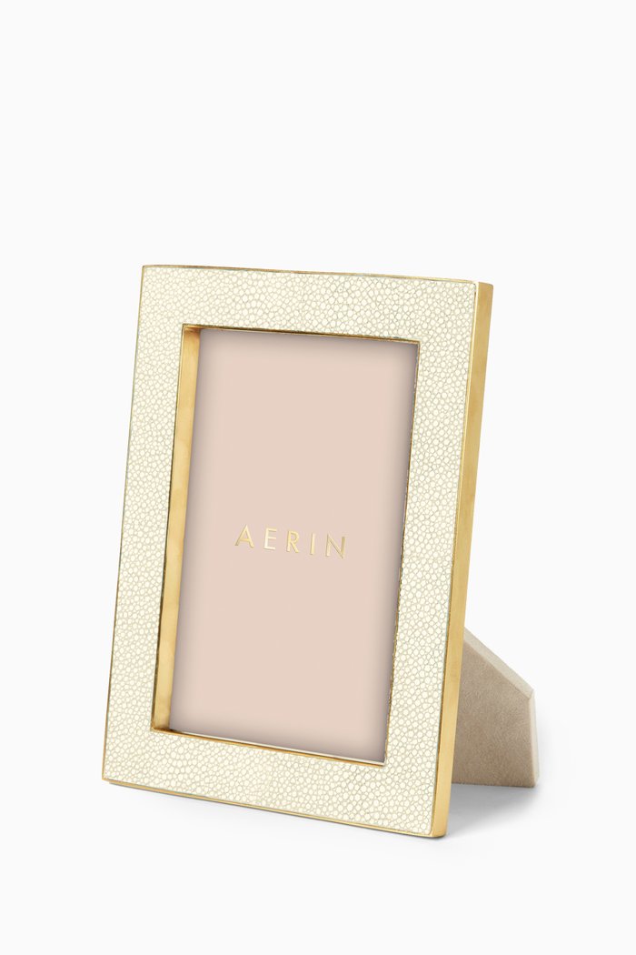 

Classic Shagreen Frame, 5x7, Neutral