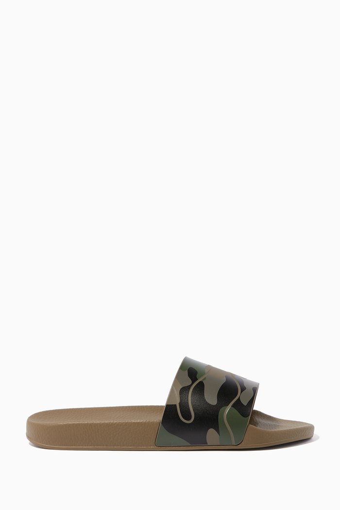 

Valentino Garavani Multi-Coloured Camouflage Print Slides, Green