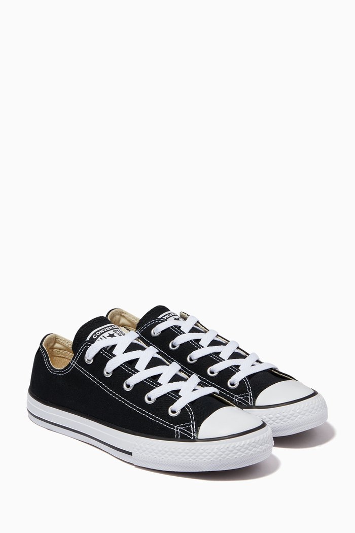

Chuck Taylor® All Star Low Top Sneakers in Canvas, Black