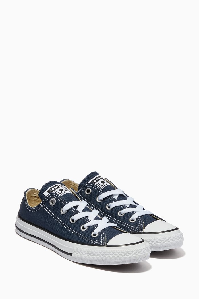 

Chuck Taylor® All Star Low Top Sneakers in Canvas, Blue