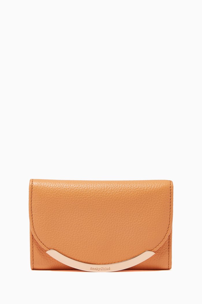 Lizzie Compact Wallet in Grained Cowhide, Neutral