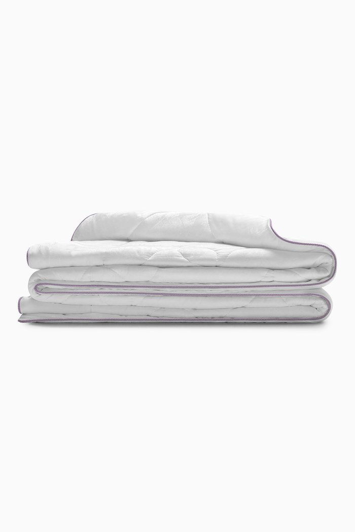 

Milk Dreams King Duvet, White