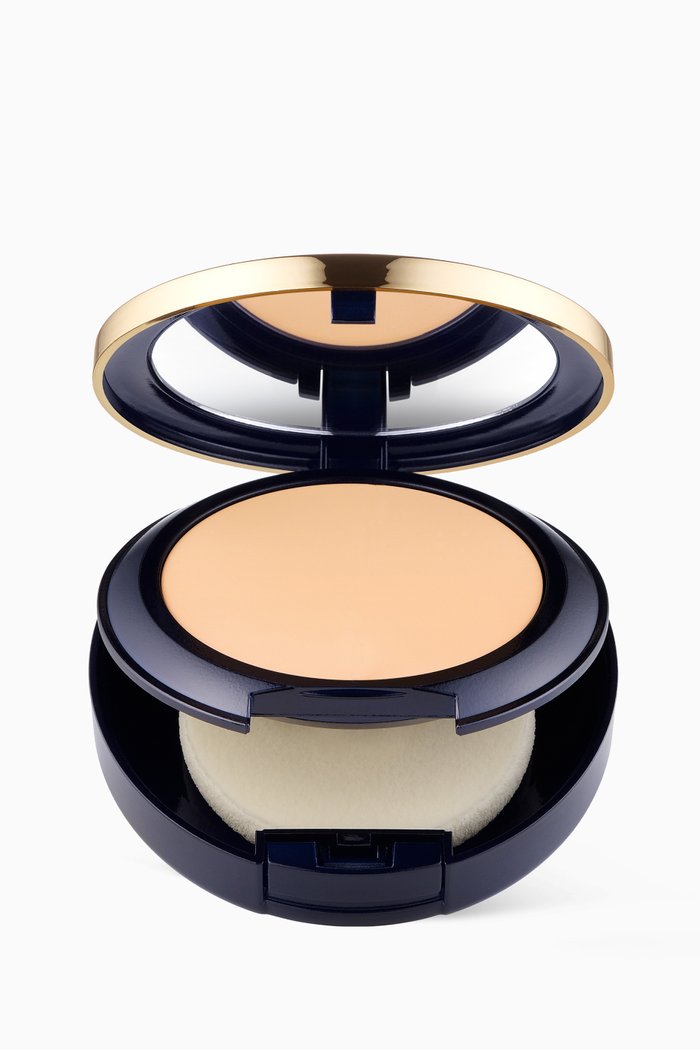 

3N1 Ivory Beige Double Wear Stay-in-Place Matte Powder Foundation, 12g, Multicolour