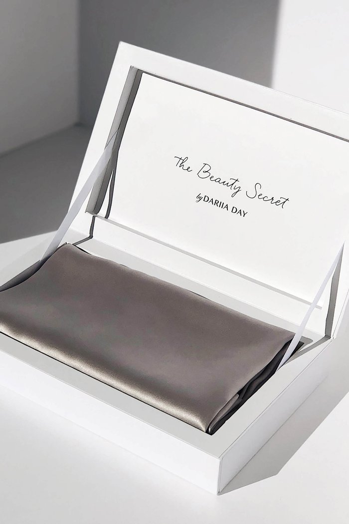 

Mulberry-Silk Pillow Case, Colourless