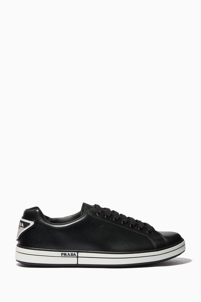 

Badge Logo Leather Sneakers, Black