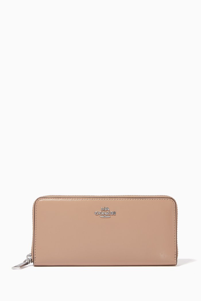 

Slim Accordion Zip Wallet in Leather, Neutral