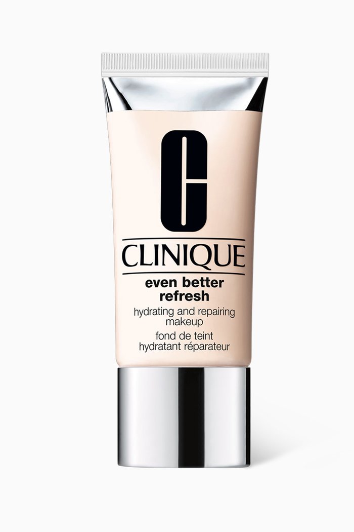 

CN 0.75 Custard Even Better Refresh™ Hydrating & Repairing Makeup, 30ml, Colourless