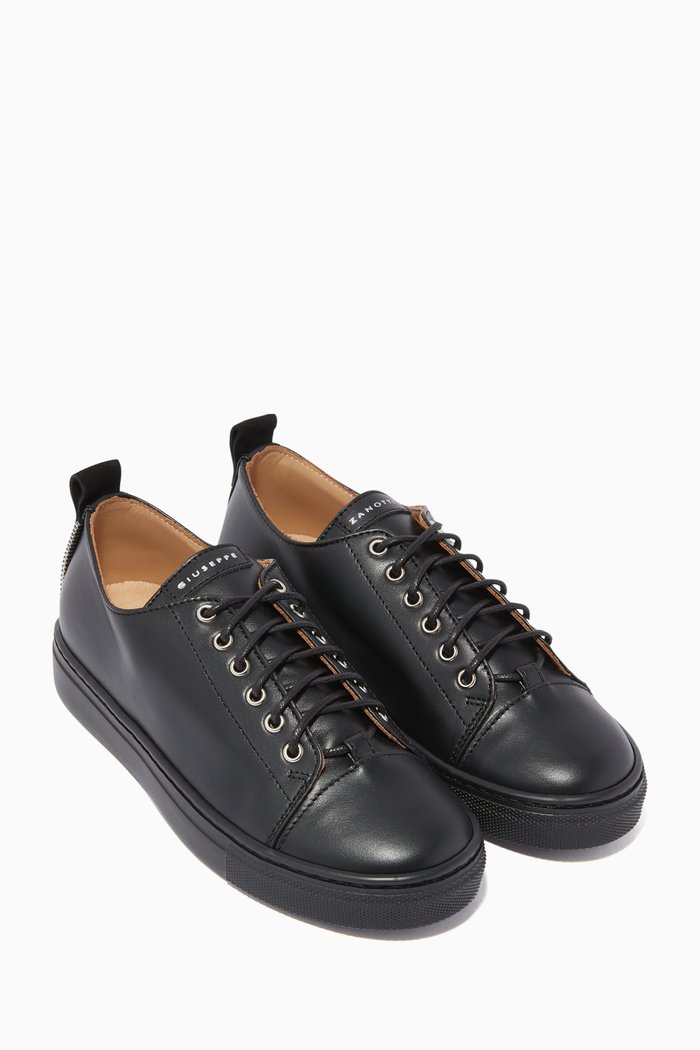 

Low-Top Leather Sneakers, Black