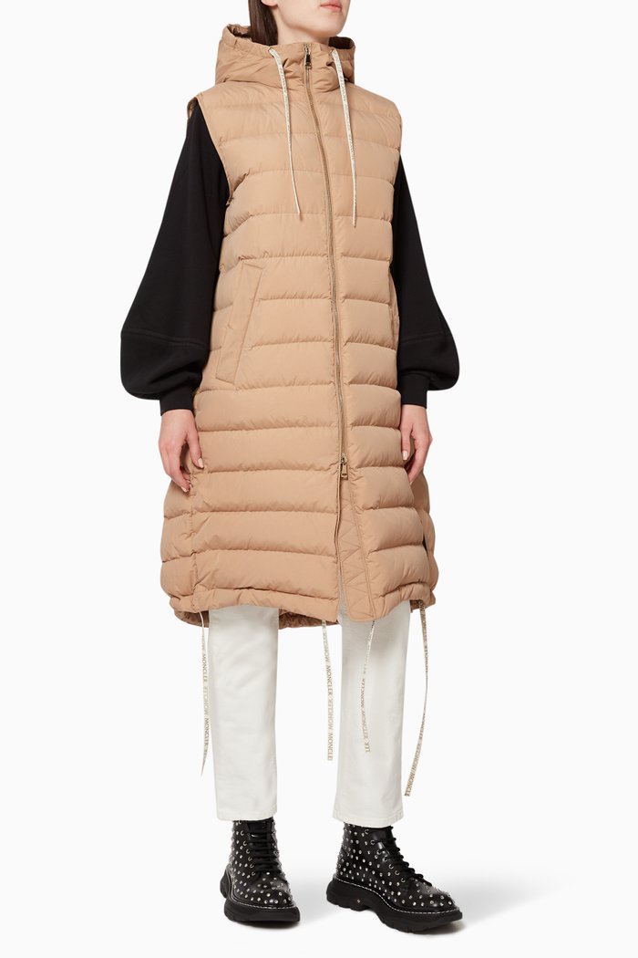 

Belmon Quilted Hooded Gilet, Neutral