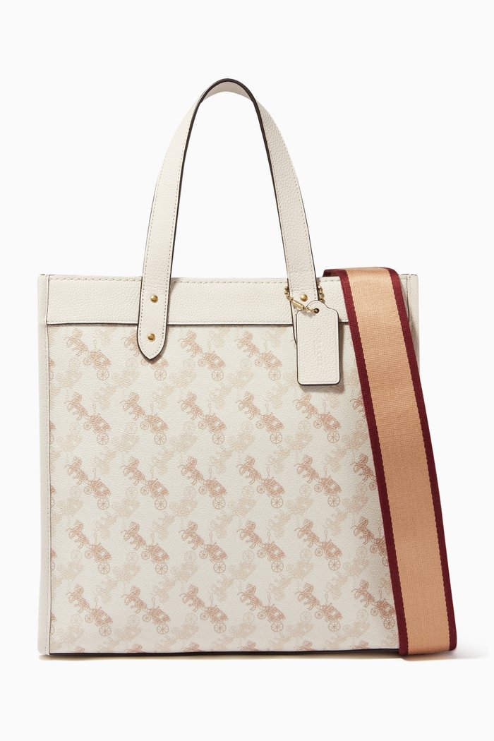 

Field Tote with Horse & Carriage Print, White