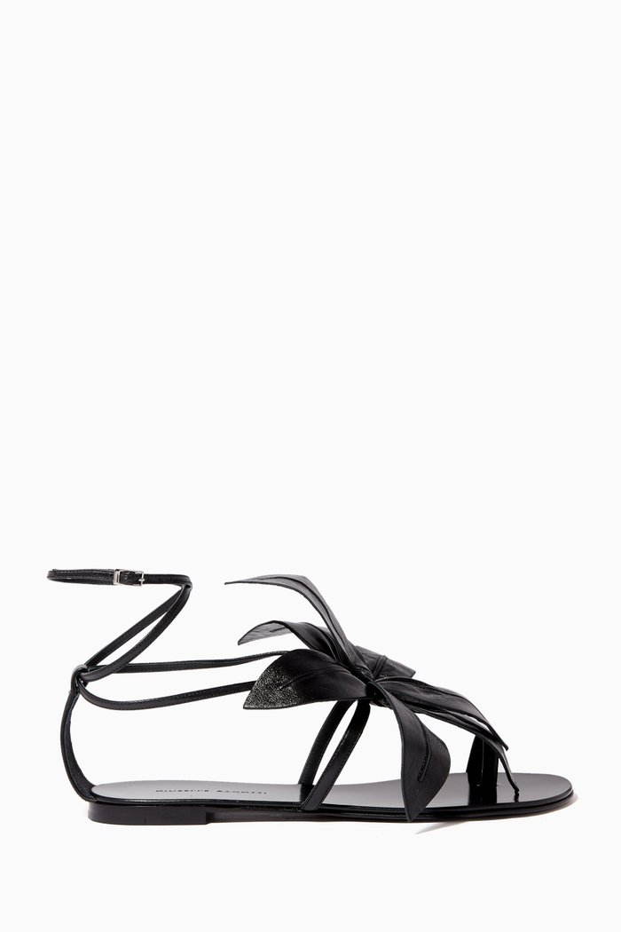 

Lilium Flower Appliqué Sandals, Black