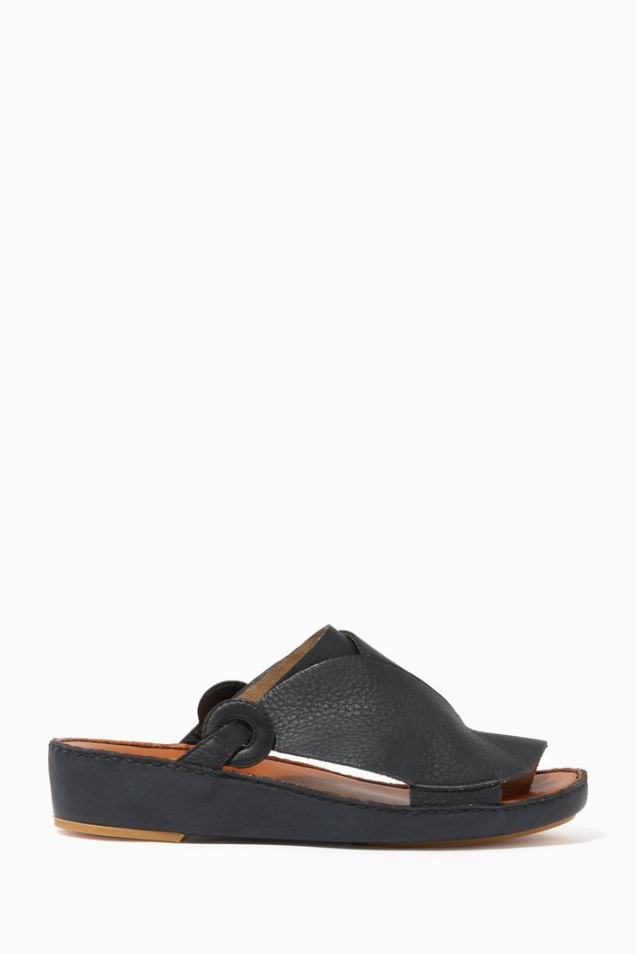 

Najdy Deercalf Fermer Sandals, Black