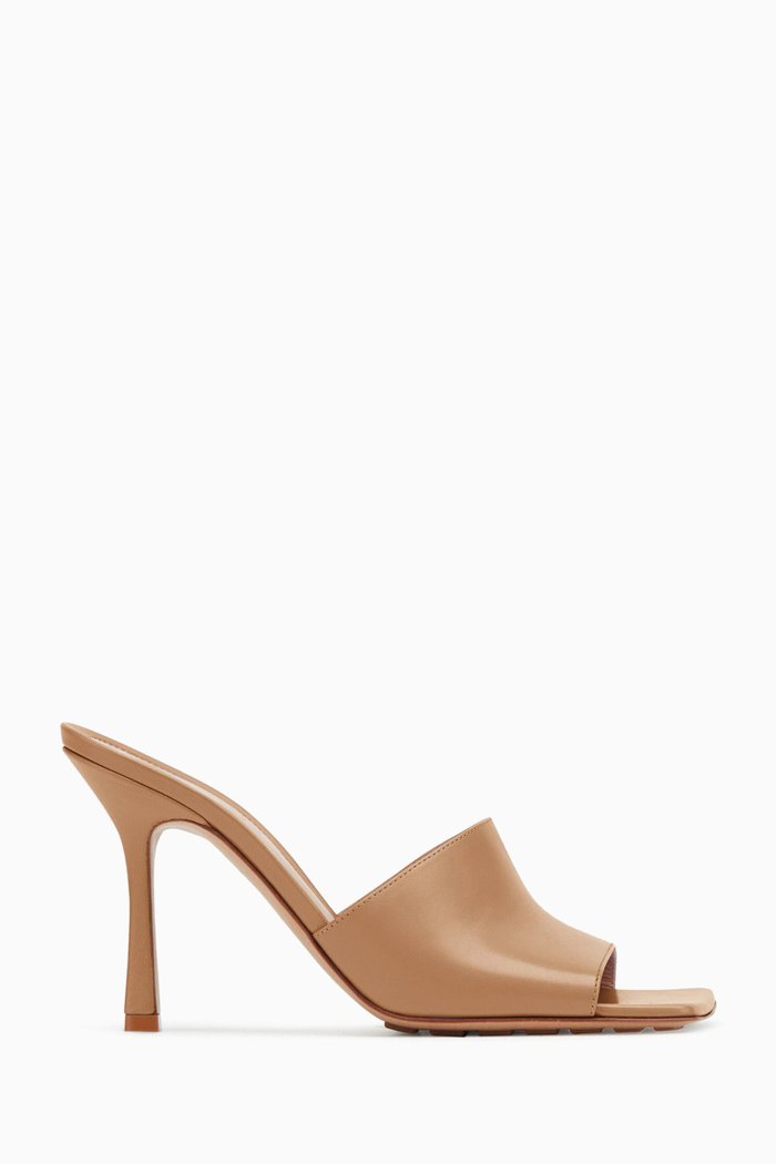 

Stretch 90 Mule Sandals in Leather, Neutral