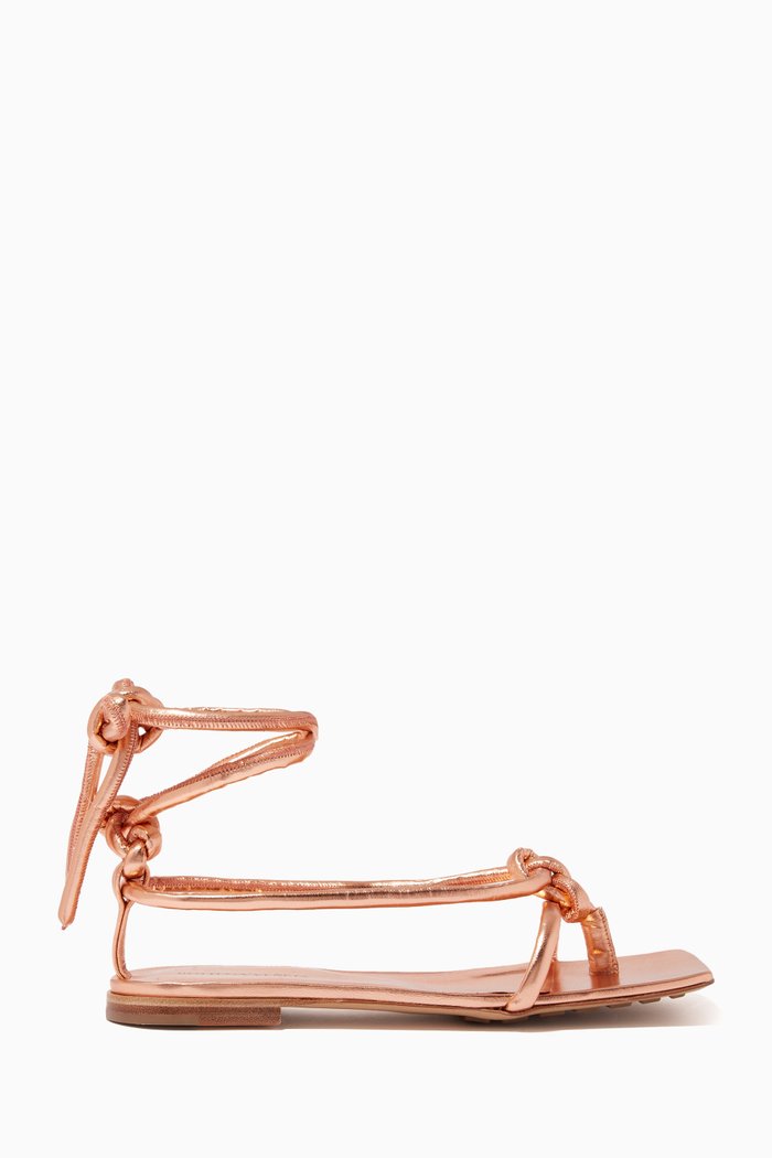 

Flat Sandals in Laminated Goatskin, Gold