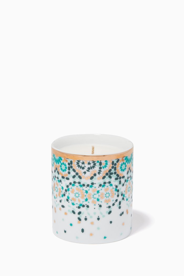 

Mirrors Emerald Scented Candle, 150g, Multicolour