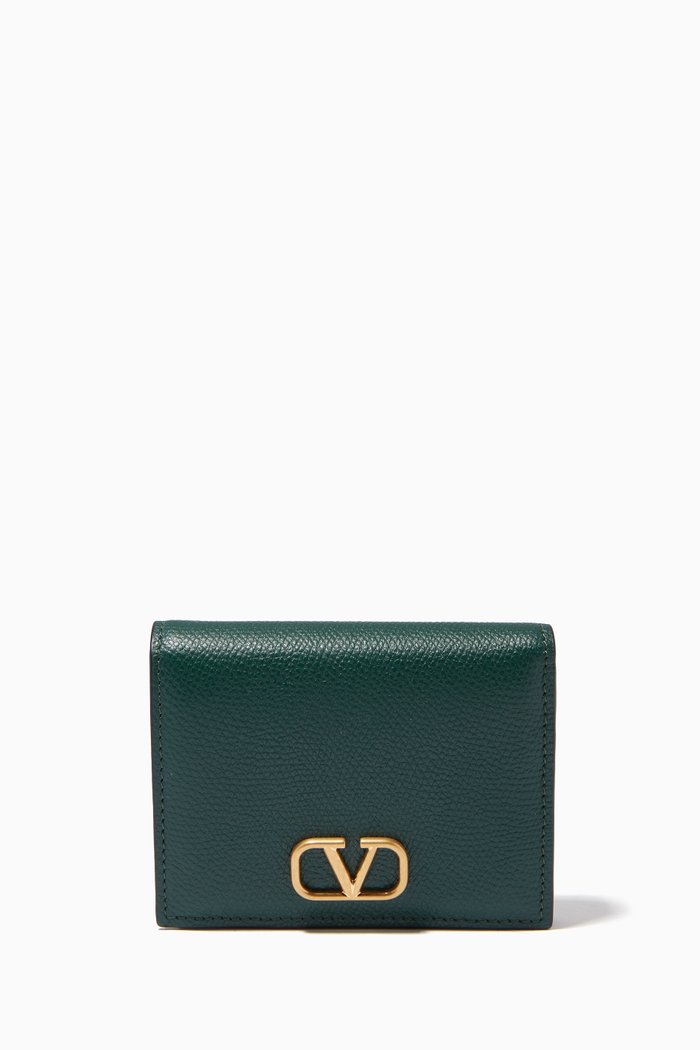 

Valentino Garavani VLOGO Signature Compact Wallet in Grainy Calfskin, Green