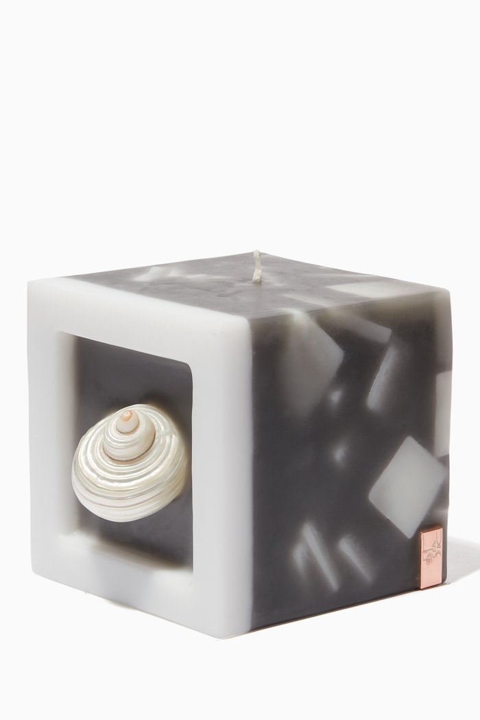 

Sea Dream Candle, 820g, Grey