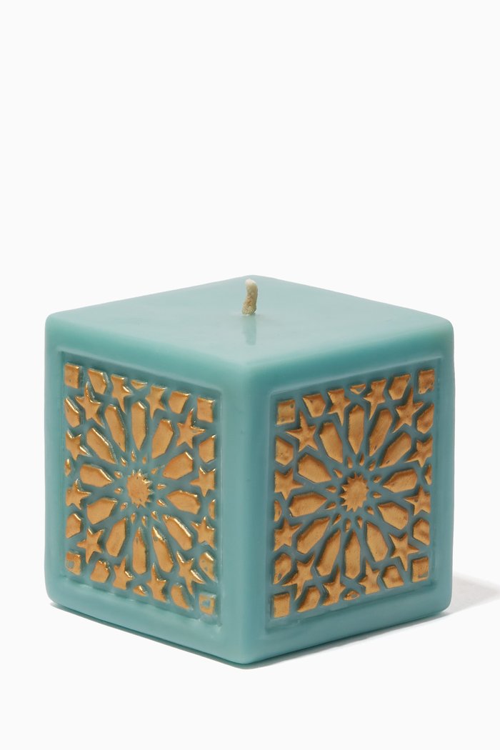 

Amal Small Cube Candle, 230g, Blue