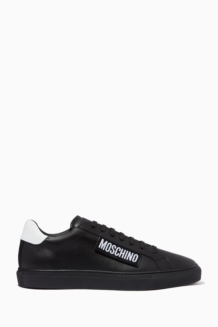 

Logo Label Sneakers in Calfksin, Black