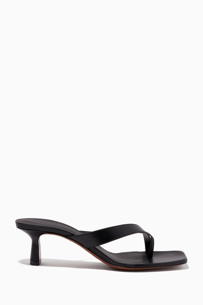 Florea 55 Thong Sandals in Leather, Black