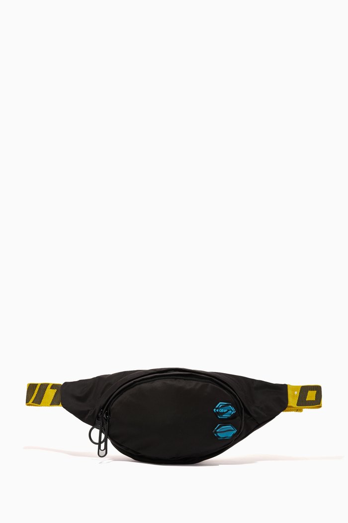 

Logo Basic Fannypack in Nylon, Black