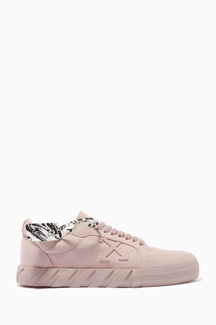 

Vulcanized Sneakers in Suede, Pink