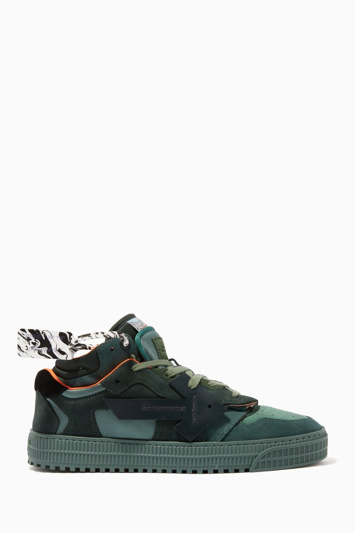 

Off Court Low Sneakers in Leather, Green