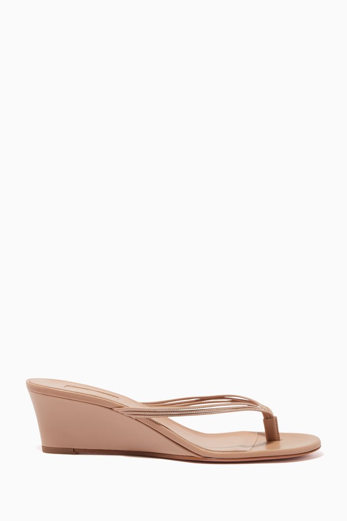 

Pedi 45 Wedge Thong Sandals in Leather, Neutral