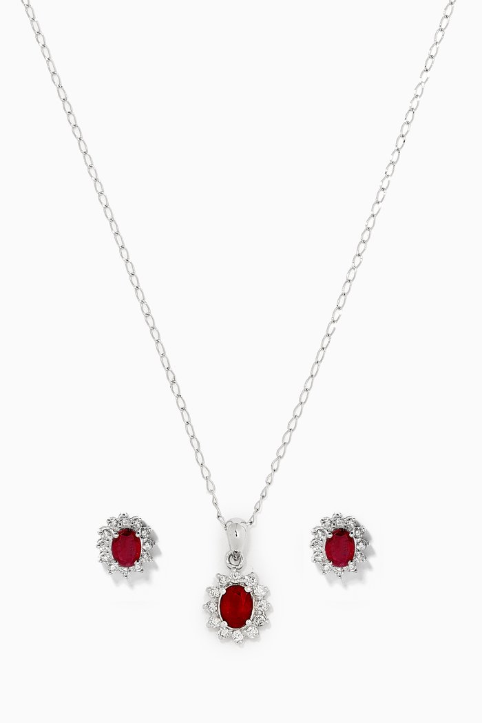 

Classic Ruby Diamond Set in 18kt White Gold