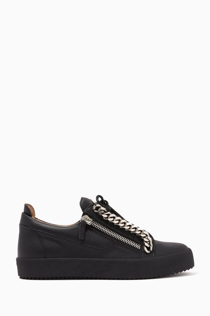 

Frankie Chain Sneakers in Leather, Black
