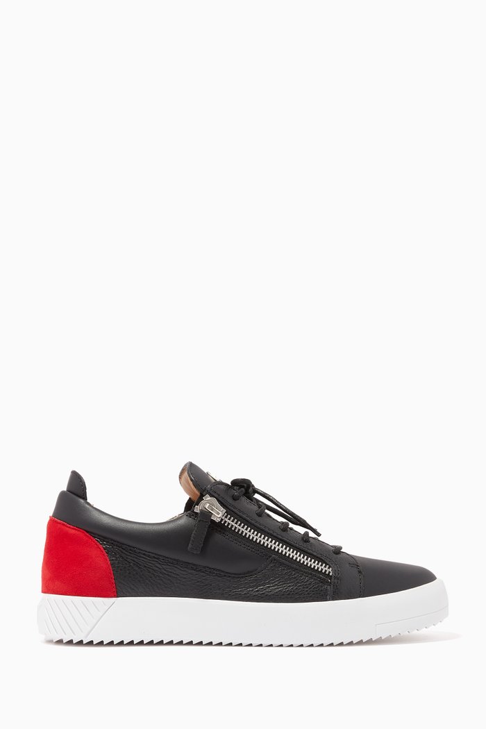 

Frankie Spot Sneakers in Leather, Black