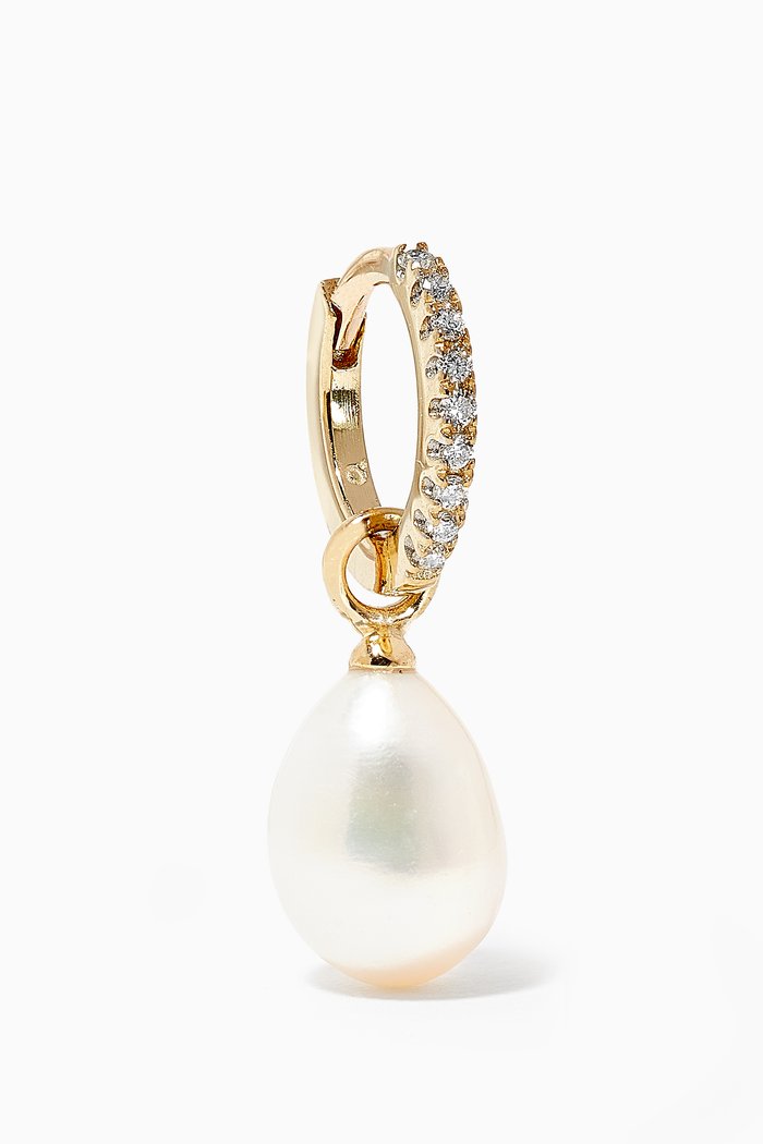 

White Topaz Mini Oval Huggie & Pearl Charm in 9kt Yellow Gold