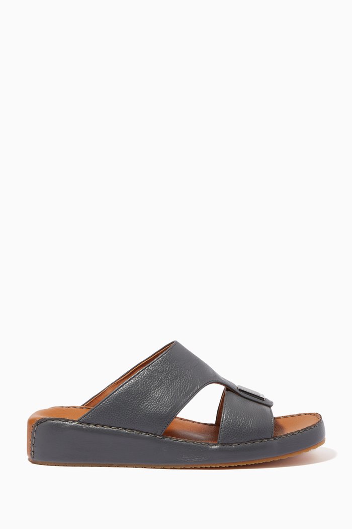 

Arabic Sandals in Grainy Leather, Grey