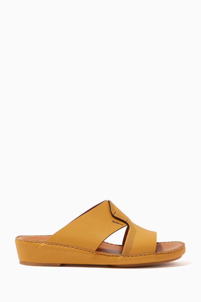 

Arabic Sandals in Leather, Yellow