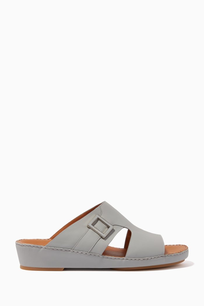 

Arabic Sandals in Leather, Grey