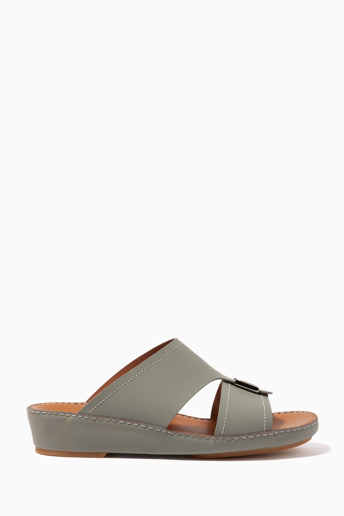 

Arabic Sandals in Leather, Grey