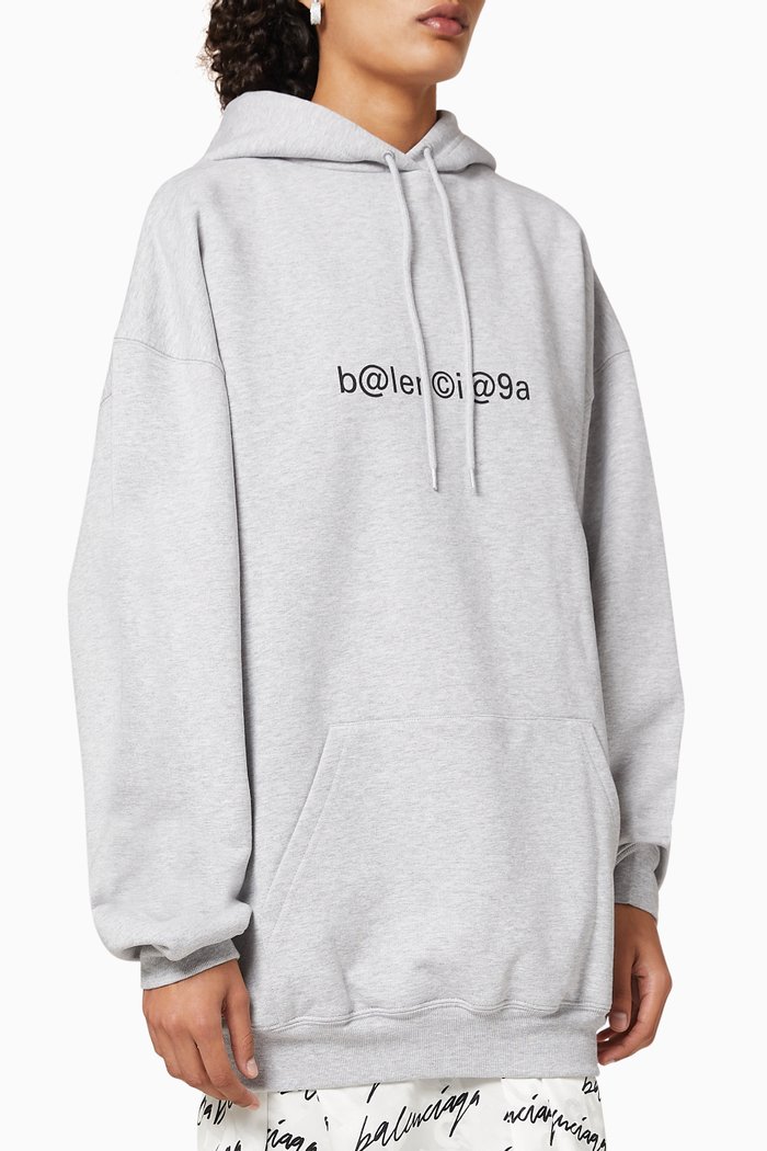 

Symbolic Medium Fit Hoodie in Curly Fleece, Grey