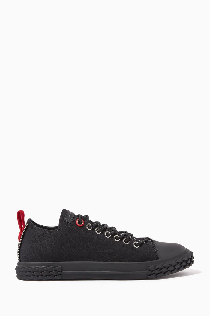 

Blabber Low-Top Sneakers in Canvas, Black