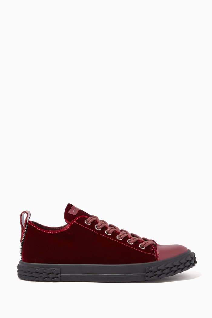 

Blabber Low-Top Sneakers in Velvet, Red
