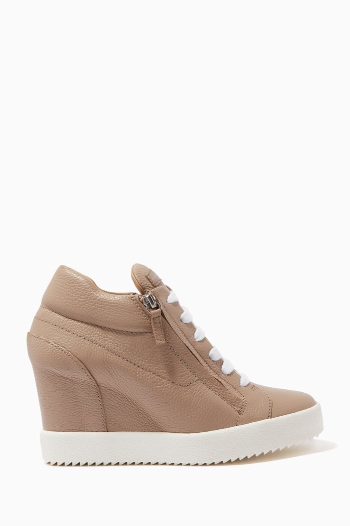 

Addy 75 Wedge Sneakers in Leather, Neutral