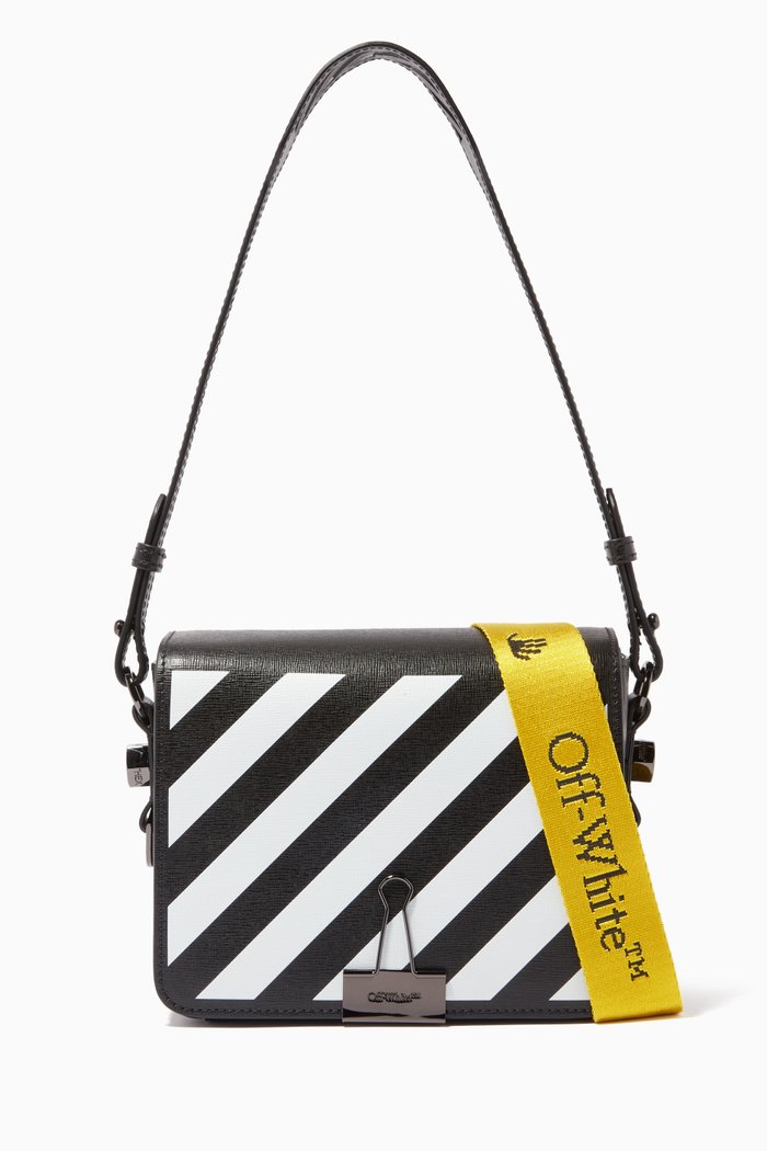 

Diagonal Stripe Flap Bag in Leather, Black