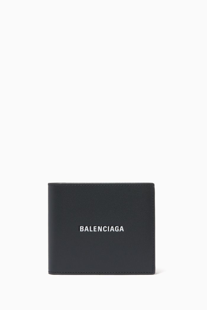 

Cash Square Folded Wallet in Calfskin, Grey